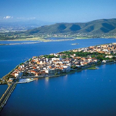 B&B Corso Italia 58 Орбетело Екстериор снимка