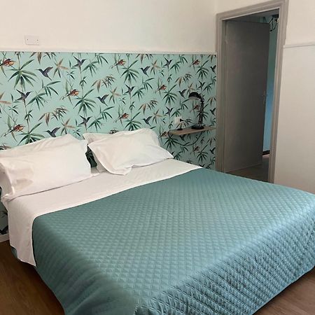 B&B Corso Italia 58 Орбетело Екстериор снимка