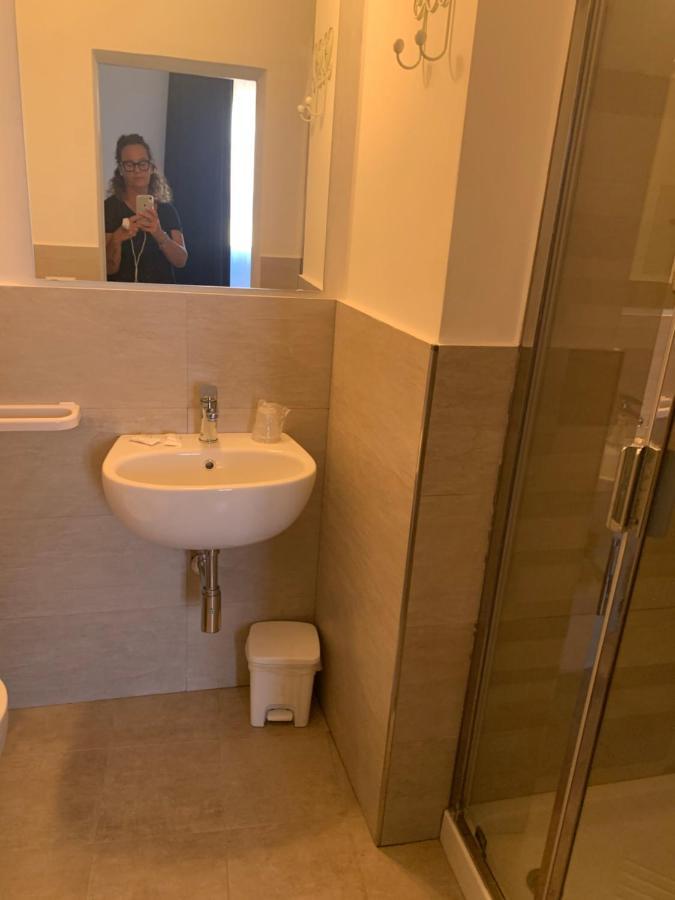 B&B Corso Italia 58 Орбетело Екстериор снимка