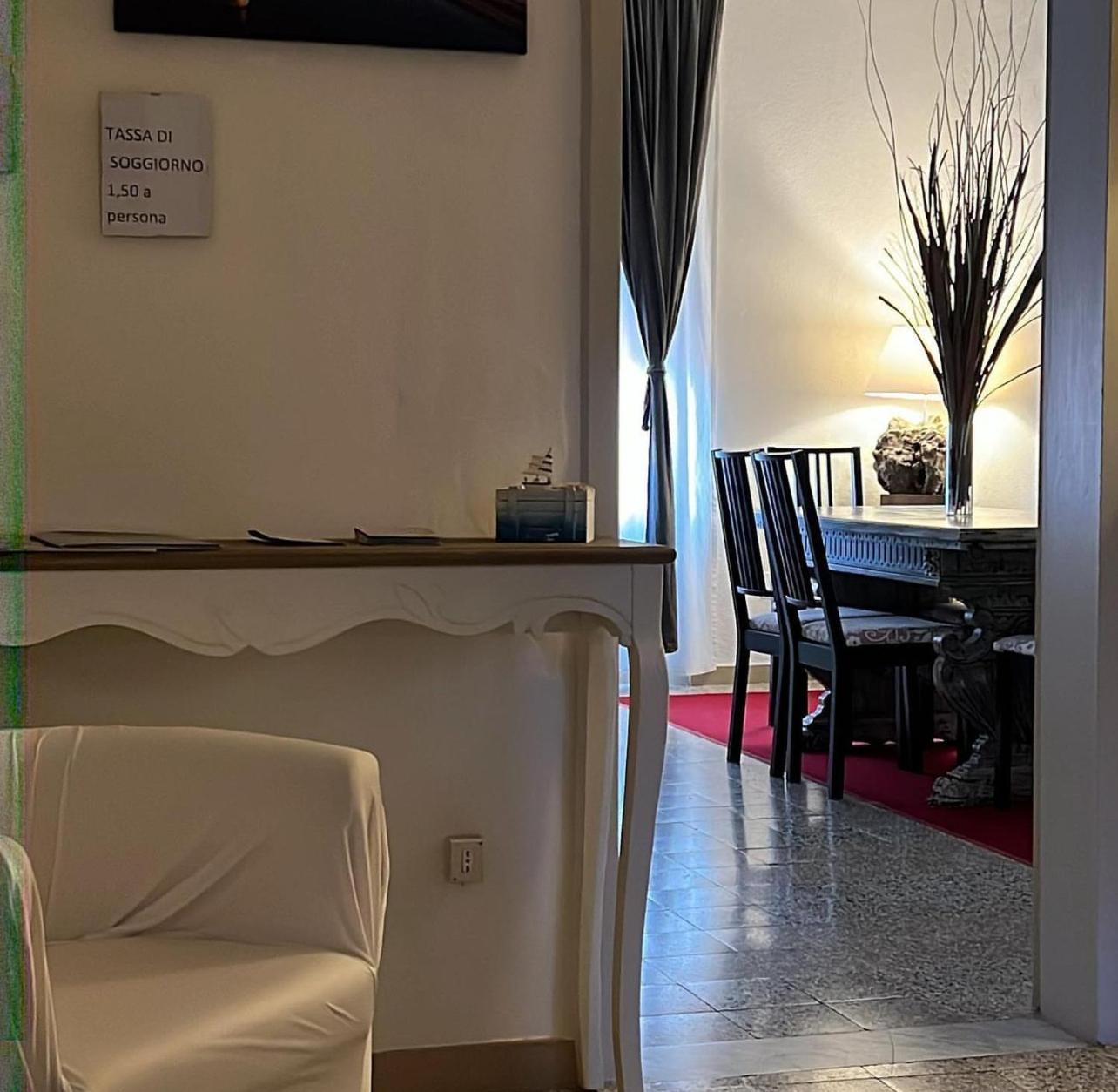 B&B Corso Italia 58 Орбетело Екстериор снимка